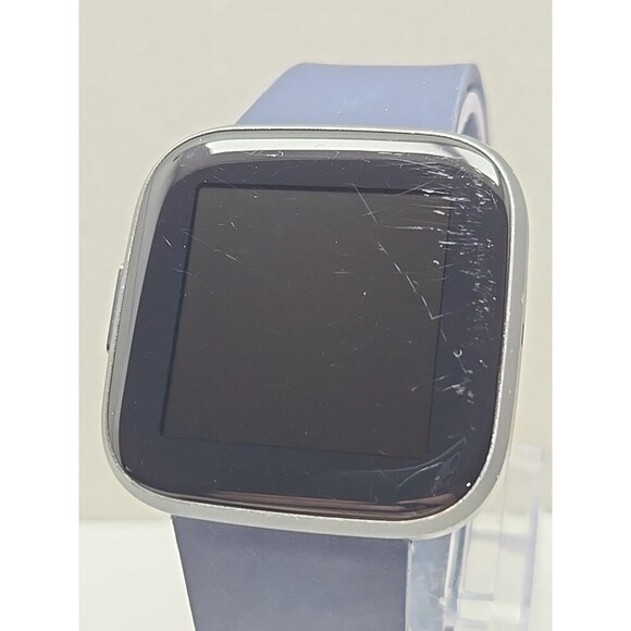 Fitbit Versa 2 Smartwatch Gray 40mm Alexa WR50M Always On Display No Charger - Picture 5 of 10